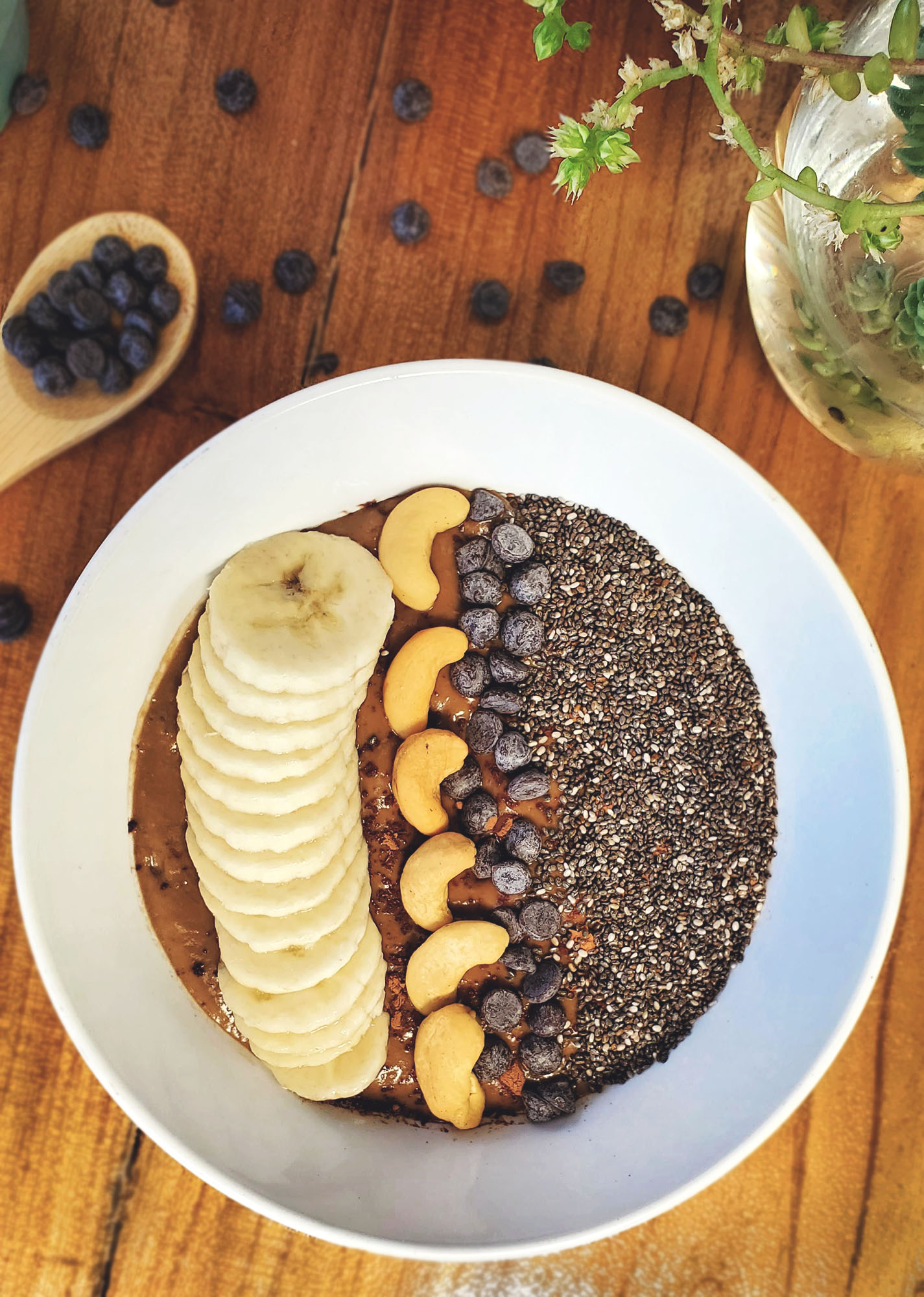 chocolate-smoothie-bowl